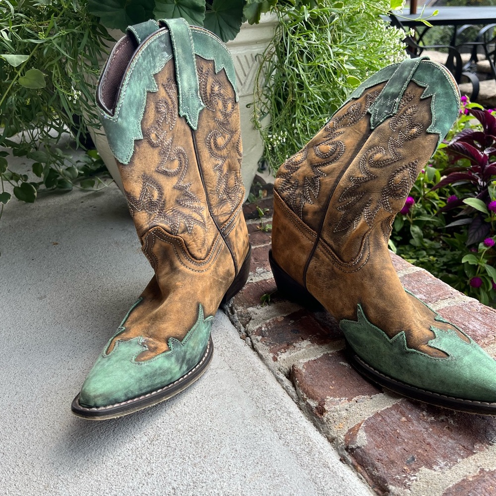 Durango cowgirl boots size 7